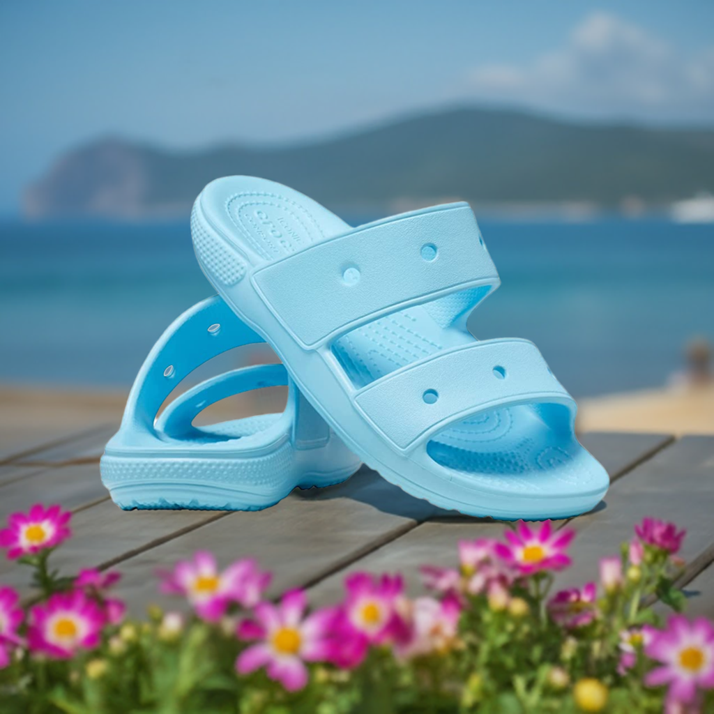 Crocs Classic Sandal in Sky Blue